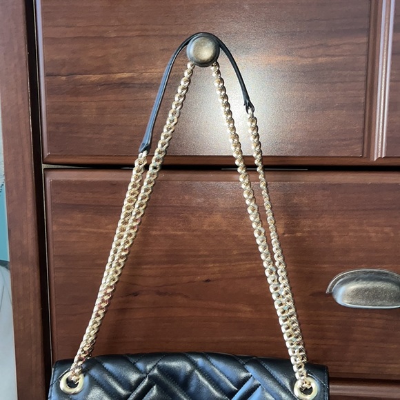 Michael Kors purse - Picture 3 of 11